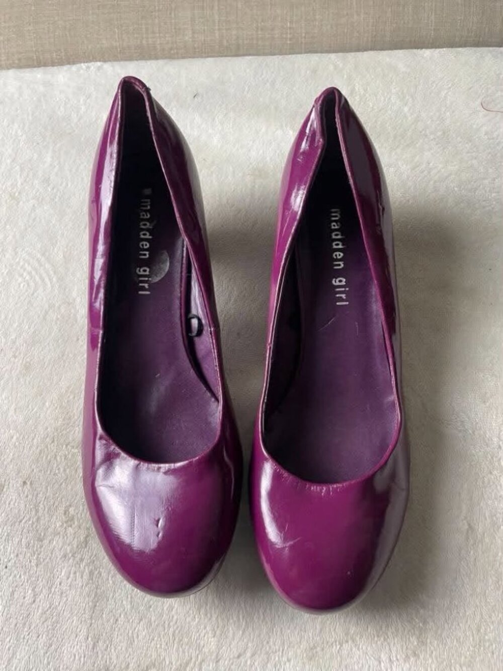 EUC Madden girl Purple Plum Pump Heels size 8